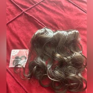 Natural Wavy Clip-In Hair Extension - Light Brown